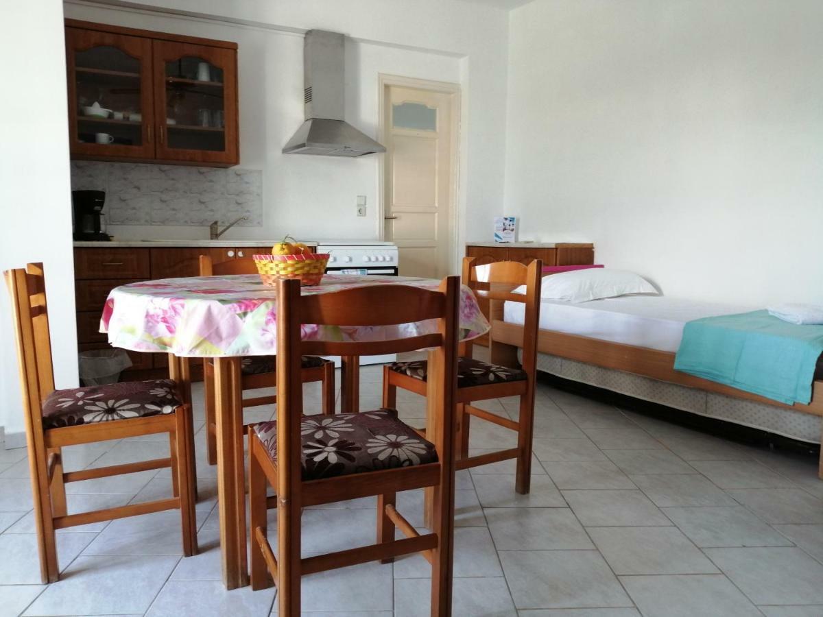 Villa Kelly Apartments Naxos City Room photo